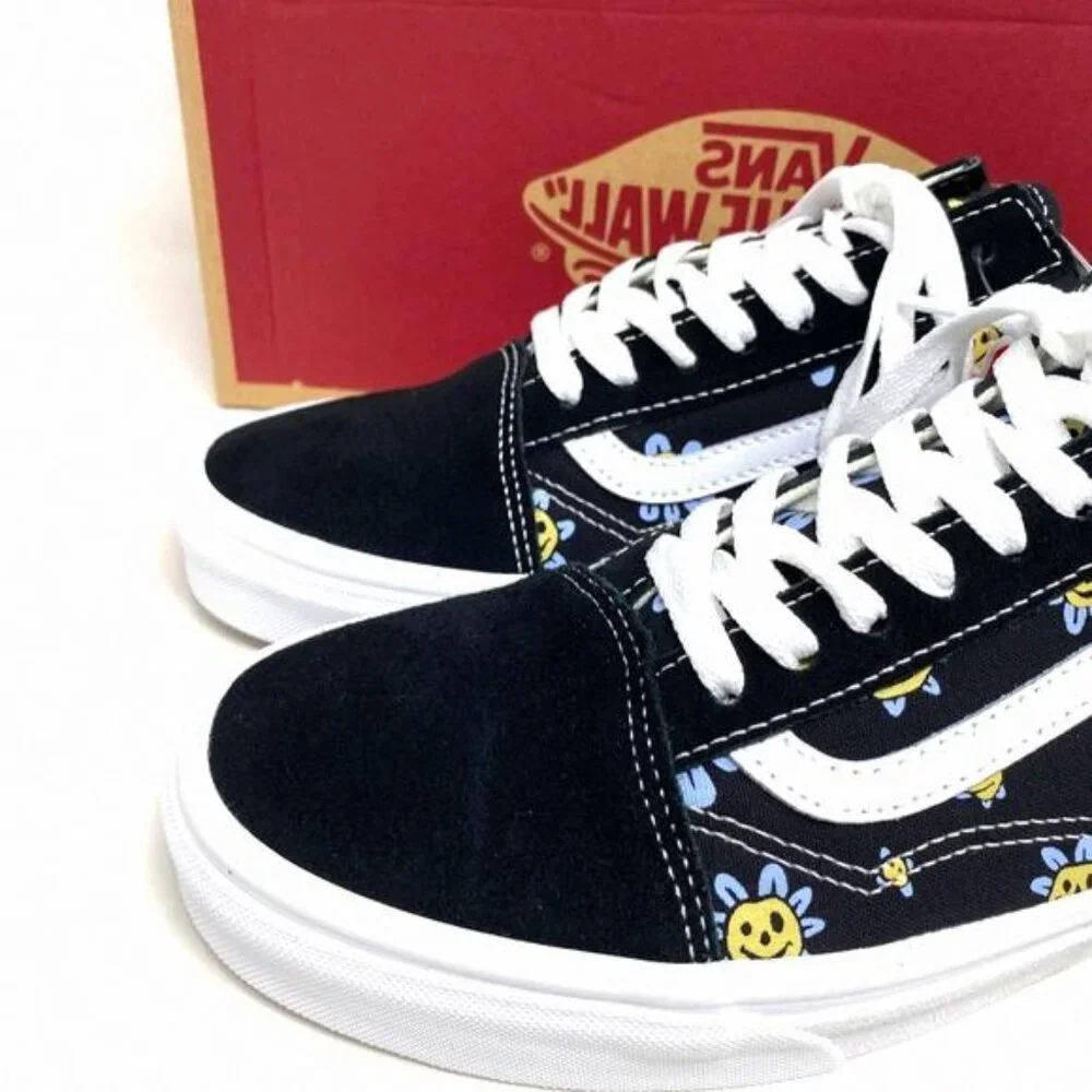 VANS Old Skool Low Top Black Floral Suede Canvas VN0A5JMIY23 Sneakers Size Women